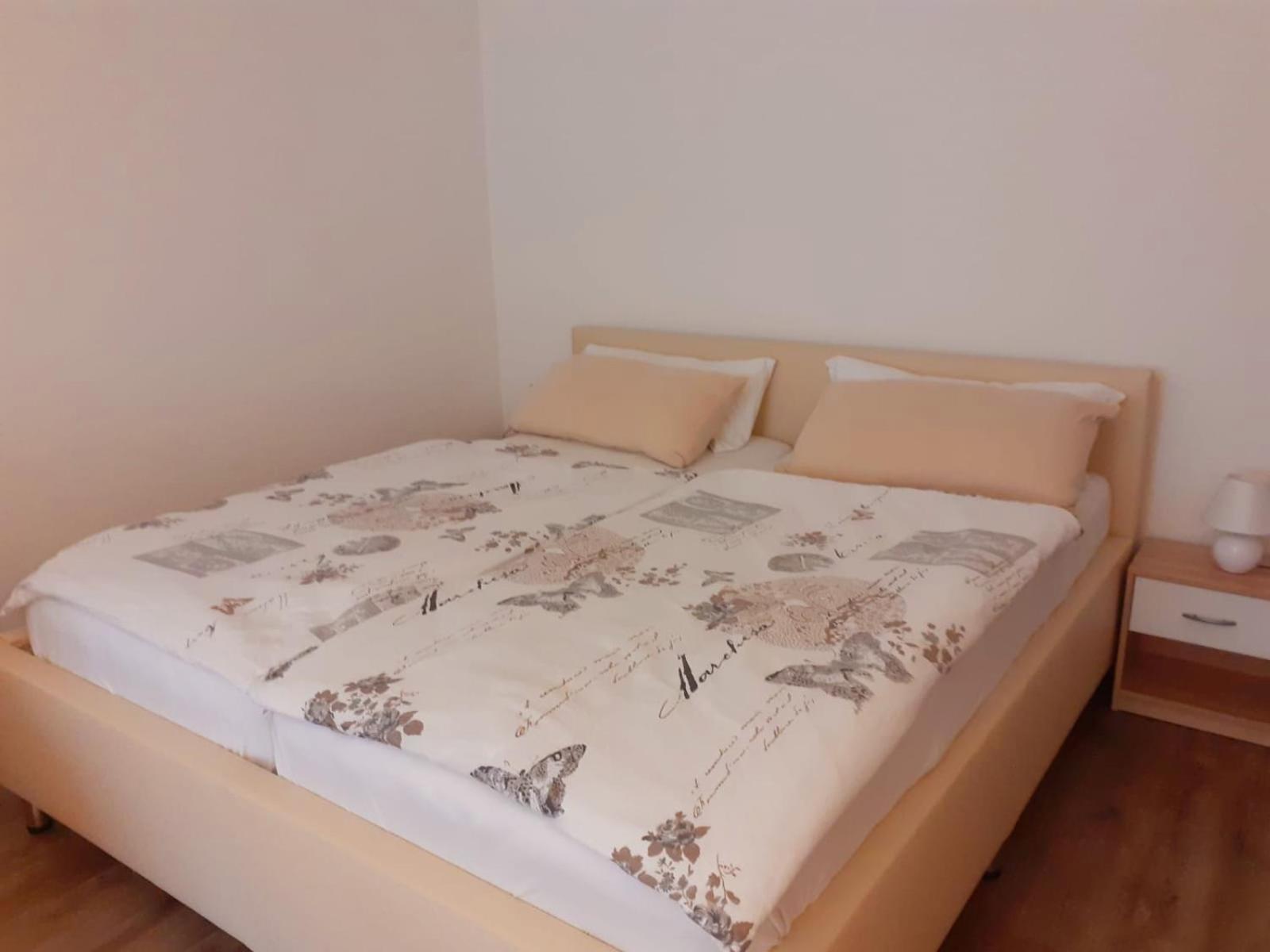 Ferienwohnung Am Kurpark, Gailingen Exteriör bild